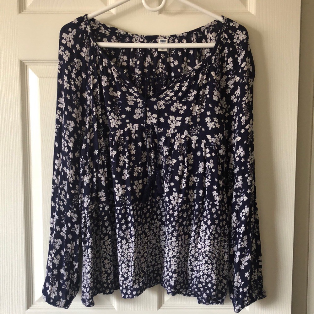 Old Navy dark blue flower print blouse size XL